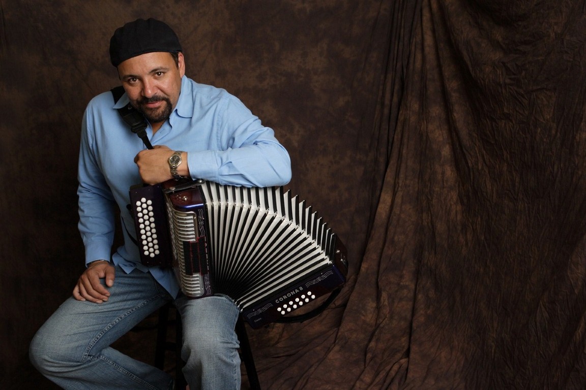 Terrance Simien Puts Musical Spice into Bayou Boogaloo