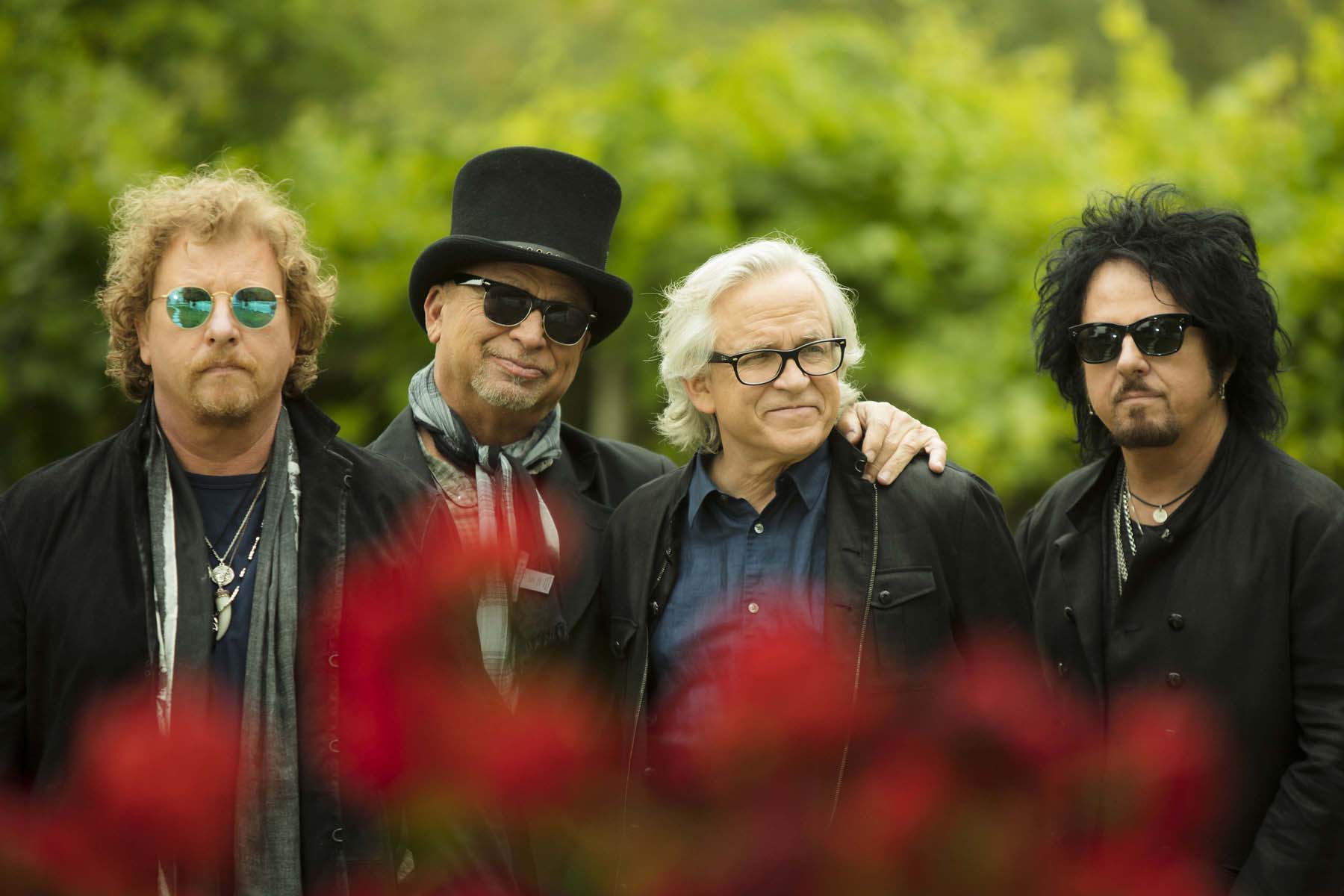 PREVIEW: Toto’s 40 Trips Around the Sun
